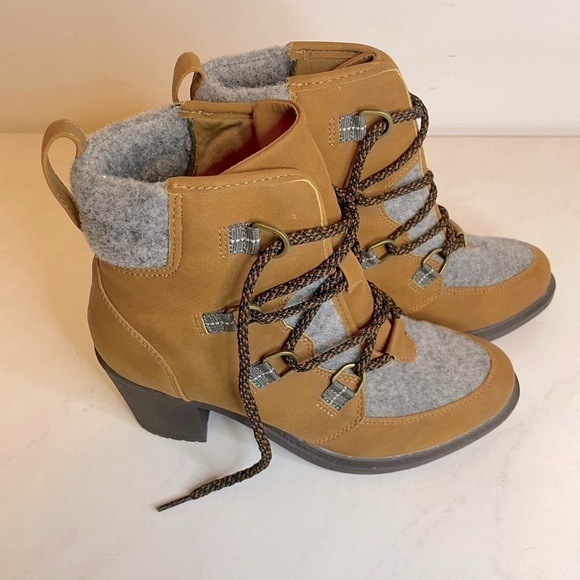 MADELINE GIRL Ankle Combat Boots - Picture 3 of 8